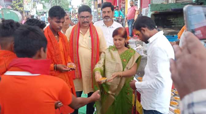 पूर्व मंत्री ने किया भंडारे का शुभारंभ