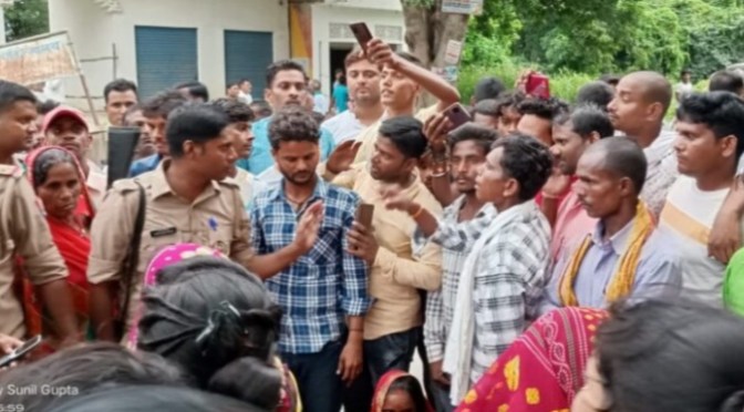 प्रसूता की मौत,लोगों ने लगाया जाम