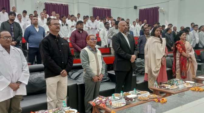 मेडिकल कॉलेज के छात्रों ने ली शपथ