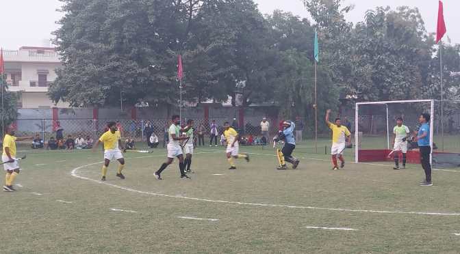 करमपुर ने डी.एल.डब्ल्यू को मात देकर मैच किया अपने नाम