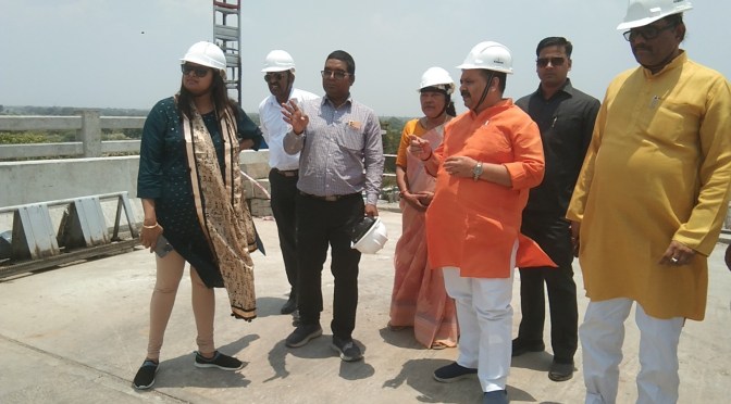 रेल कम रोड ब्रिज का प्रभारी मंत्री ने किया निरीक्षण, दिया निर्देश