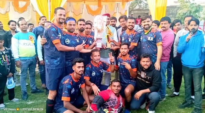 विजेताओं को विनोद अग्रवाल ने किया पुरस्कृत