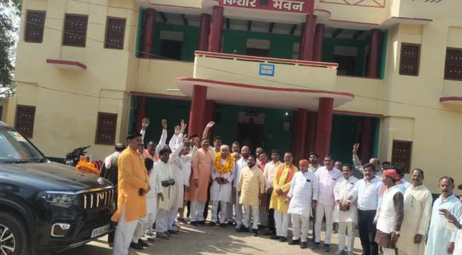 नवागत जिलाध्यक्ष का कार्यकर्ताओं ने किया स्वागत
