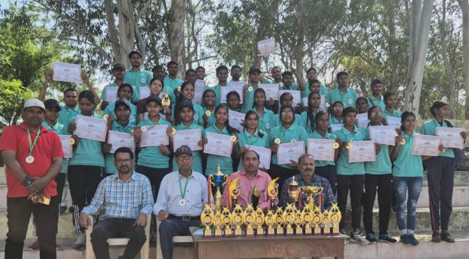 पीजी कॉलेज की टीम बनी चैम्पियन, हुआ भव्य स्वागत