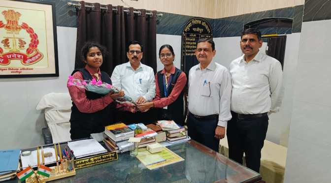 छात्रा यशश्वी तिवारी को संयुक्त निदेशक अभियोजन के पद पर कराया पदासीन