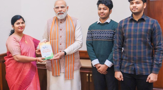 प्रधानमंत्री नरेंद्र मोदी से राज्यसभा सांसद डा.संगीता बलवंत ने की मुलाकात