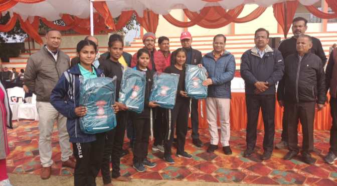 महिला पीजी कॉलेज ने एथलेटिक्स प्रतियोगिता में प्राप्त किया तृतीय स्थान