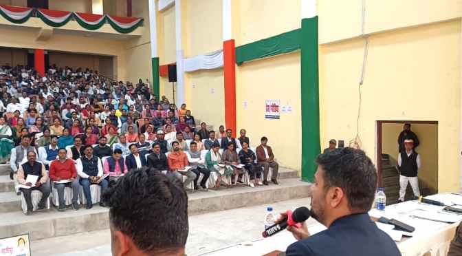 हाई स्कूल और इंटरमीडिएट की परीक्षा को लेकर डीएम-एसपी ने की बैठक,बनाए गए 196 परीक्षा केंद्र