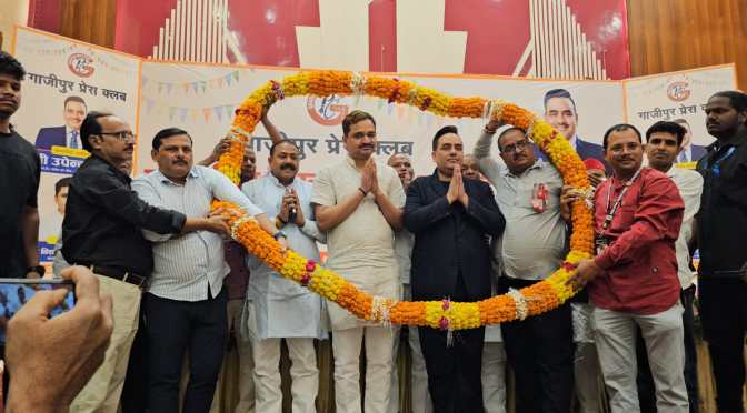 प्रेस क्‍लब का सम्‍मान समारोह कार्यक्रम सम्‍पन्‍न, पत्रकारिता शिखर सम्‍मान से सम्‍मानित हुए उपेंद्र राय
